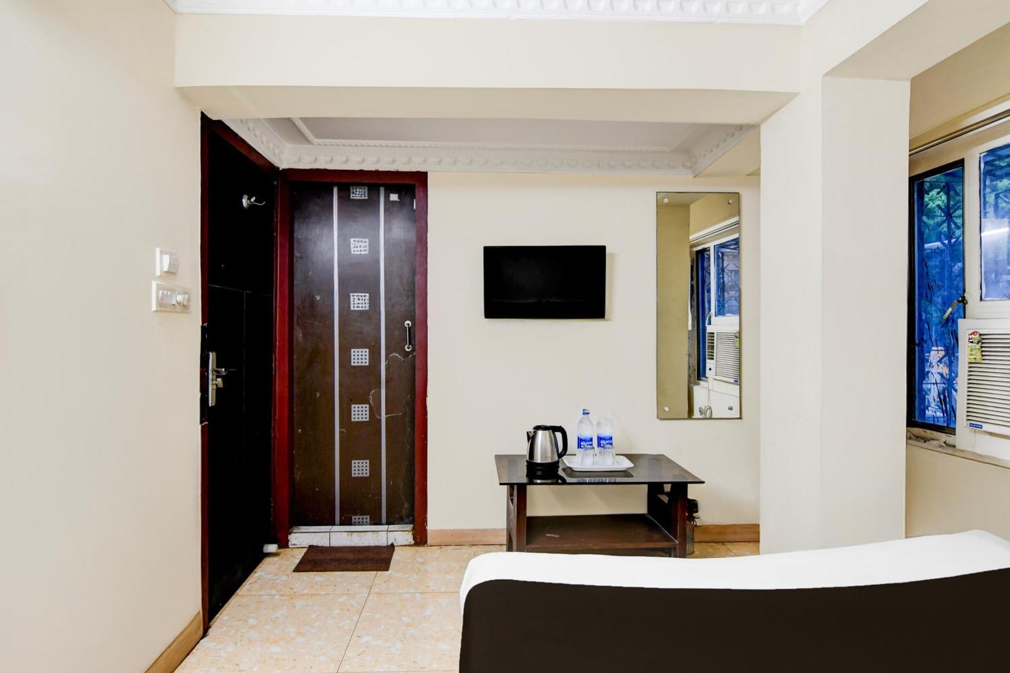 Super Hotel O Sarat Bose Road Formerly Shree Guest House Колката Екстер'єр фото
