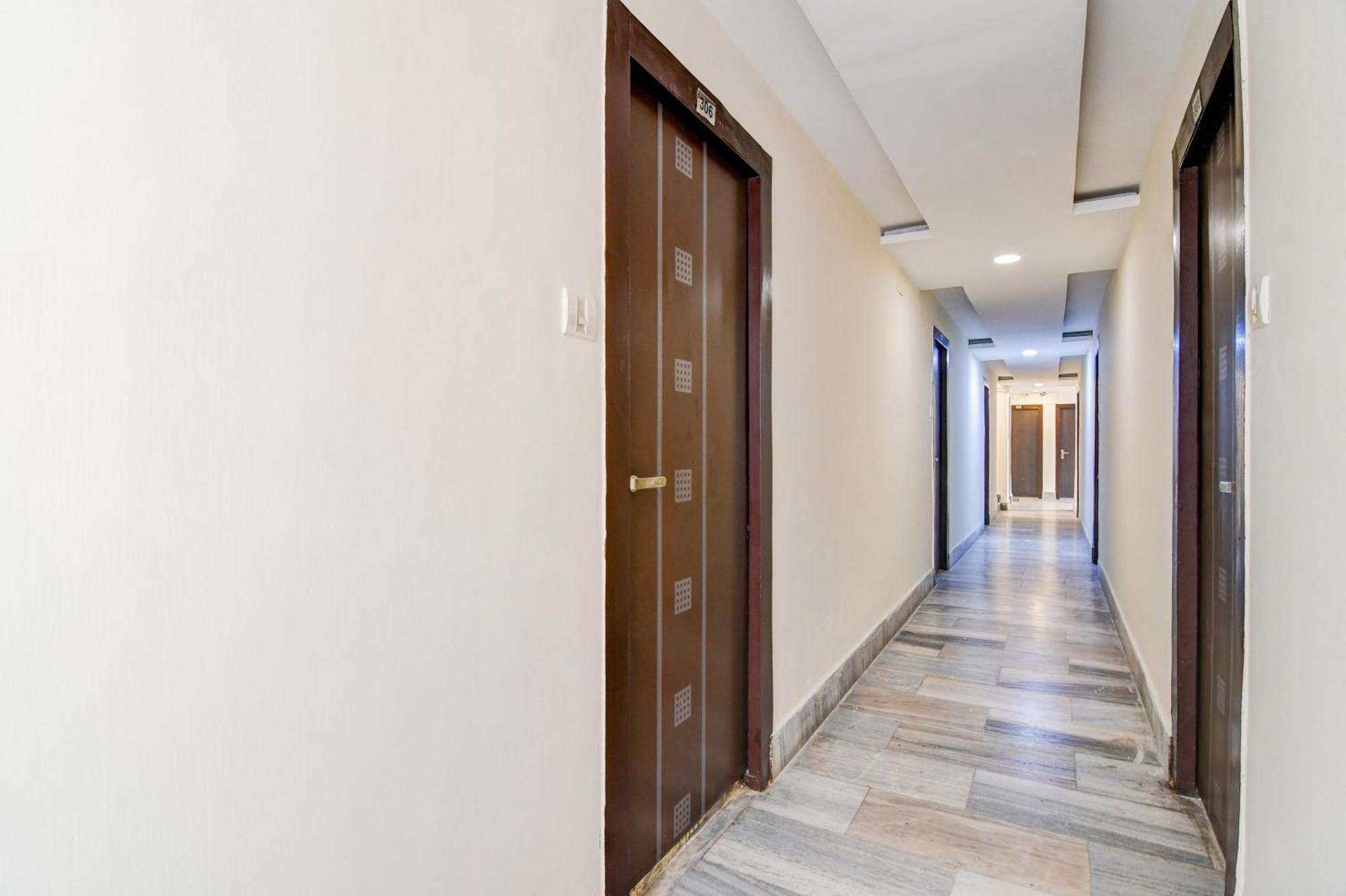 Super Hotel O Sarat Bose Road Formerly Shree Guest House Колката Екстер'єр фото